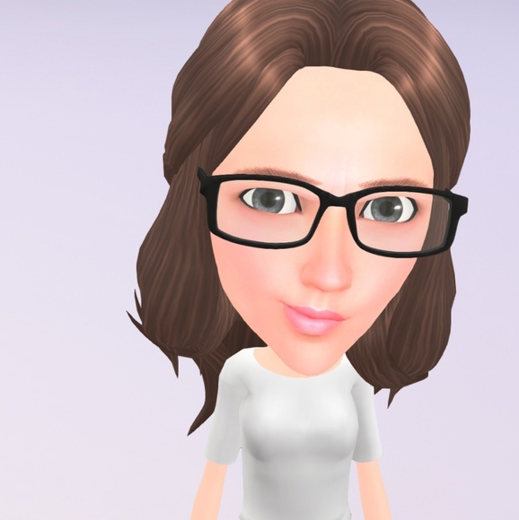 Meet your Posher, Heather - Picture 1 of 1